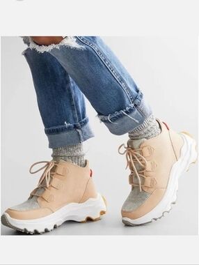 Sorel Kinetic Breakthru Caribou Sneaker Boot Size 7.5
